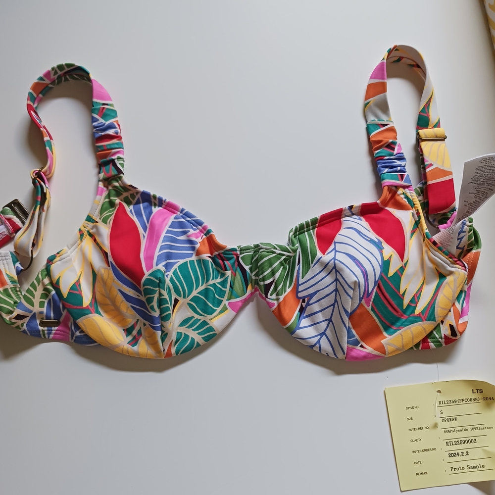 4X$30  Rip Curl Women Bikini BRA Top   Multicolor  Adjustable Straps SZ S  NWT